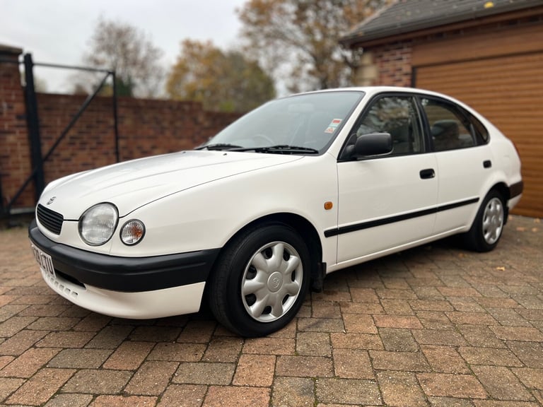 1997 Toyota Corolla 1.3 GS 5dr Auto HATCHBACK Petrol Automatic