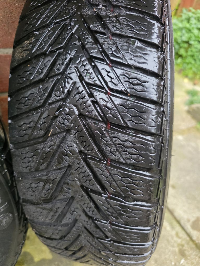 Winter car tyres