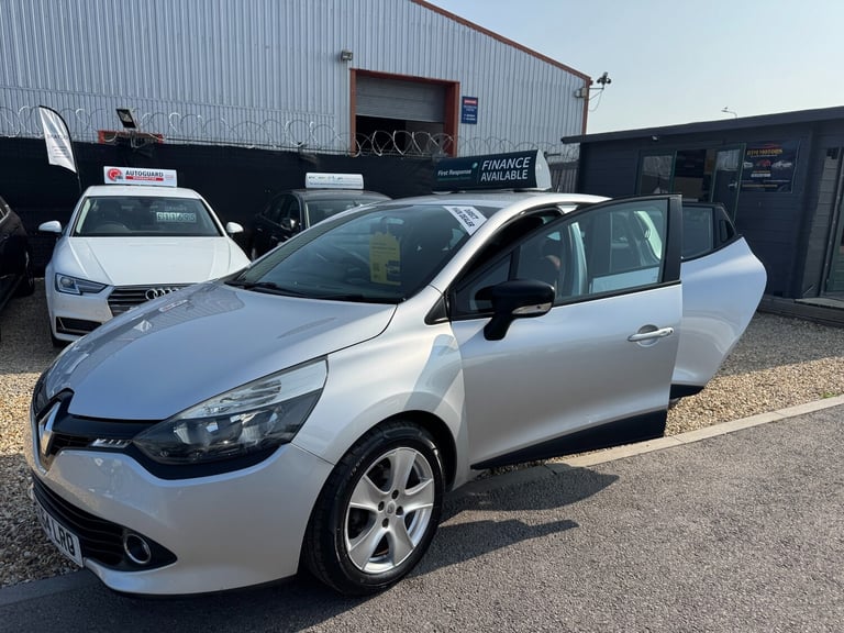 2014 Renault Clio 0.9 TCE 90 Expression+ Energy 5dr HATCHBACK Petrol Manual