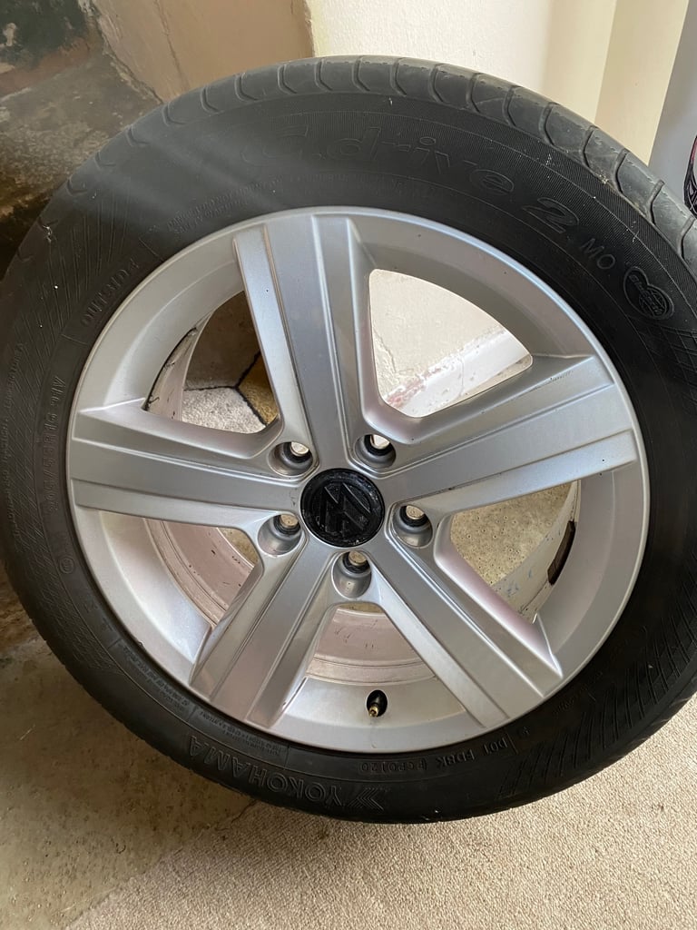 Vw alloy wheel 16” 