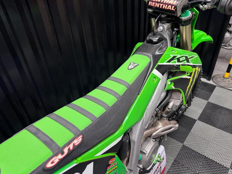2019 KAWASAKI KXF 450 MOTO-X BIKE - 1 OWNER FROM NEW
