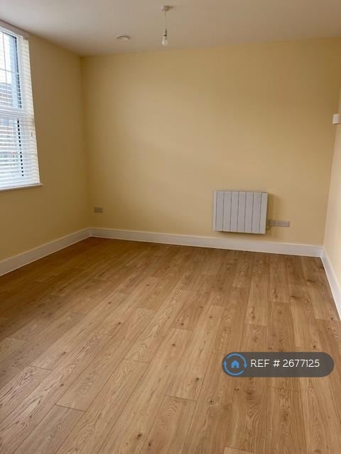 1 bedroom flat in The Southern Belle, Kent, ME7 (1 bed) (#2677125)