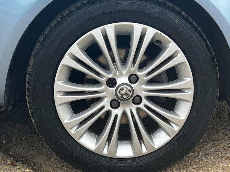 2014 Vauxhall Corsa 1.4 16V SE Hatchback 5dr Petrol Manual Wide Ratio Euro 5 (100 ps) Hatchback P...