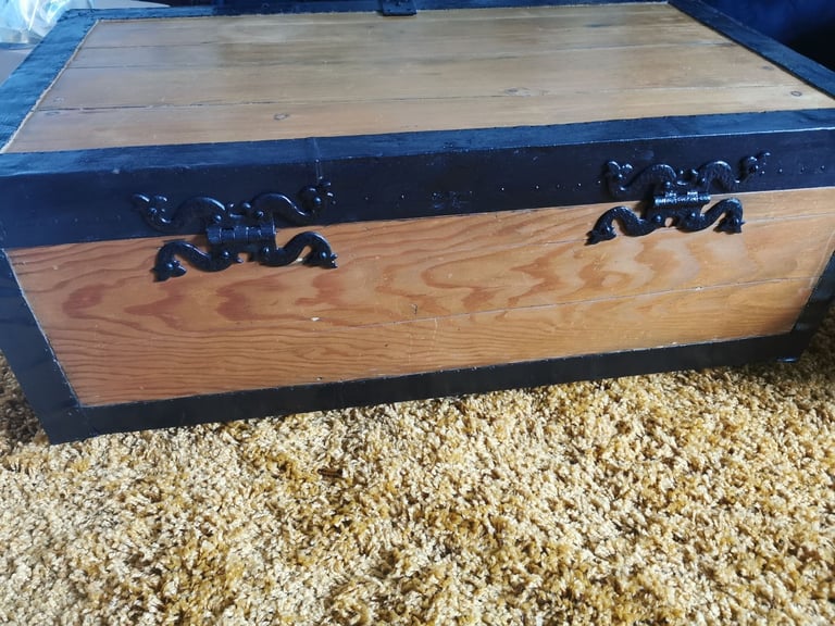 Pine storage chest/coffee table