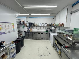 Commercial kitchen - Wentworth Street (E1)