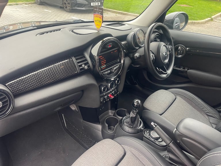 Mini, HATCHBACK, Hatchback, 2015, Manual, 1995 (cc), 5 doors