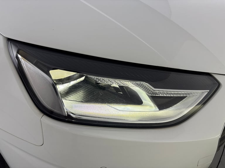 2021 Audi A4 30 TDI Technik 4dr S Tronic SALOON DIESEL Automatic