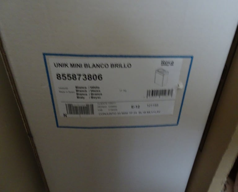 Roca Mini 1 Door Vanity Unit & Basin 450mm - Gloss White -  BRAND NEW still in BOX