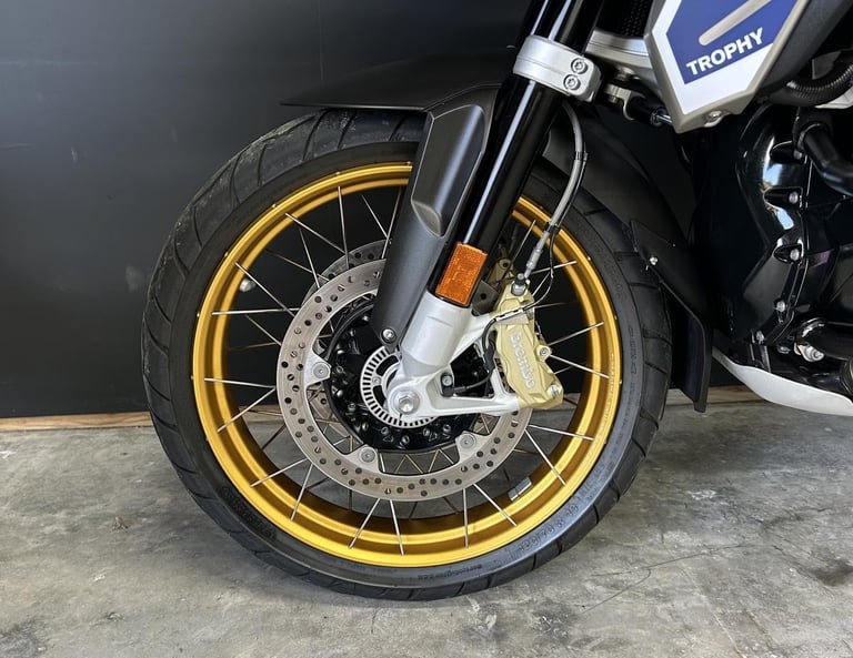 2023 23-PLATE BMW R1250GS TE TROPHY ** JUST 6,442 MILES ** FACTORY UPGRADES **