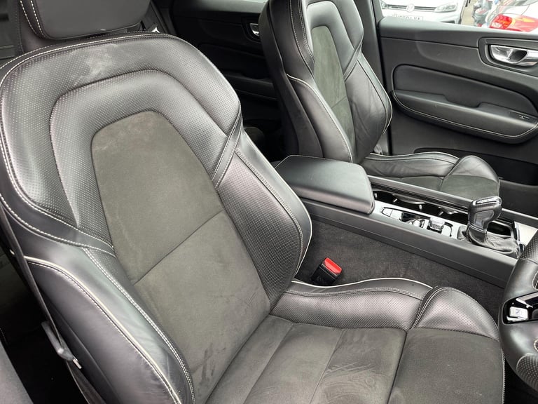 2019 Volvo XC60 2.0 T5 R-Design Auto AWD Euro 6 (s/s) 5dr ESTATE Petrol Automatic