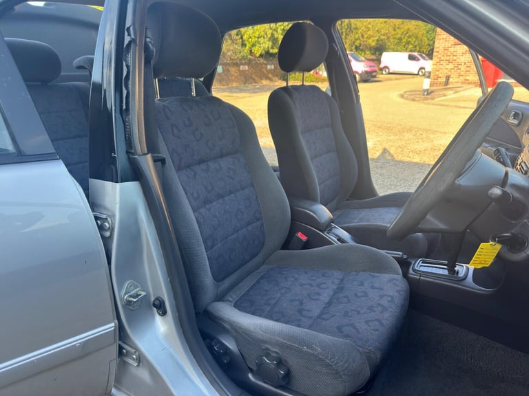 2001 Toyota Corolla 1.6 GS 5dr HATCHBACK Petrol Automatic