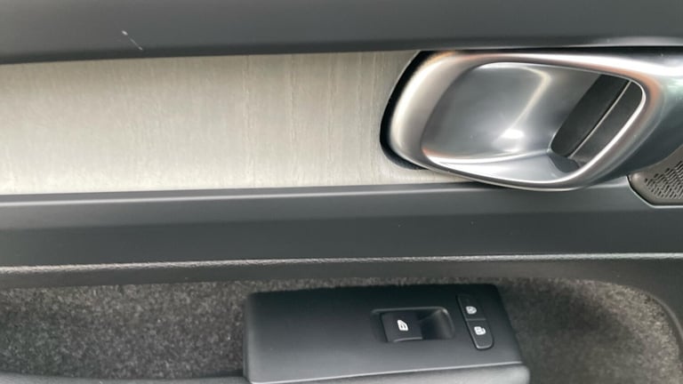 2024 Volvo XC40 Ultra B3 Mild hybrid ESTATE Petrol/Electric Hybrid Automatic