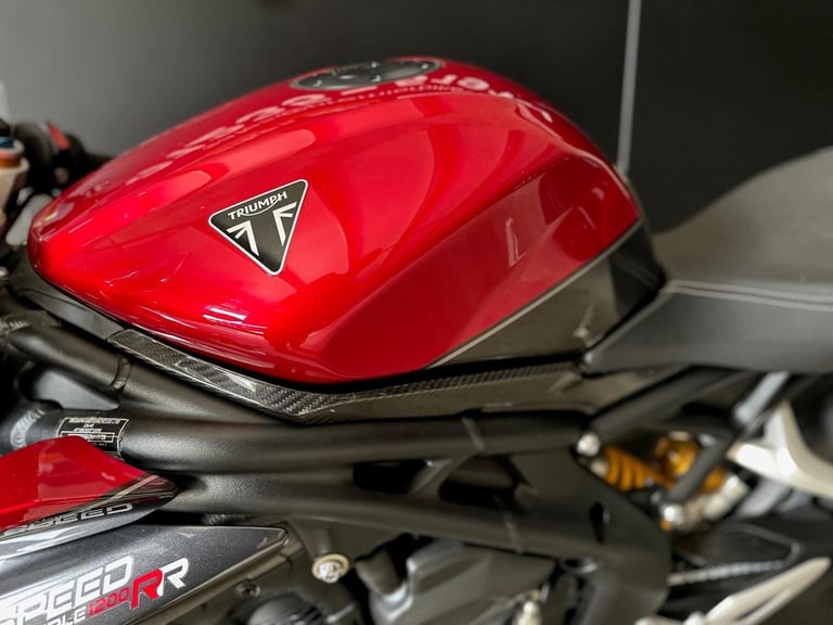 Stunning Low Mileage 2021/71 Triumph Speed Triple 1200 RR Motorcycle 