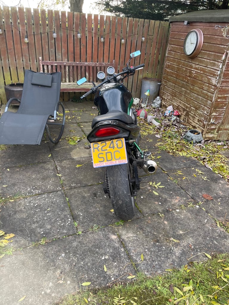 Suzuki bandit 600 read add