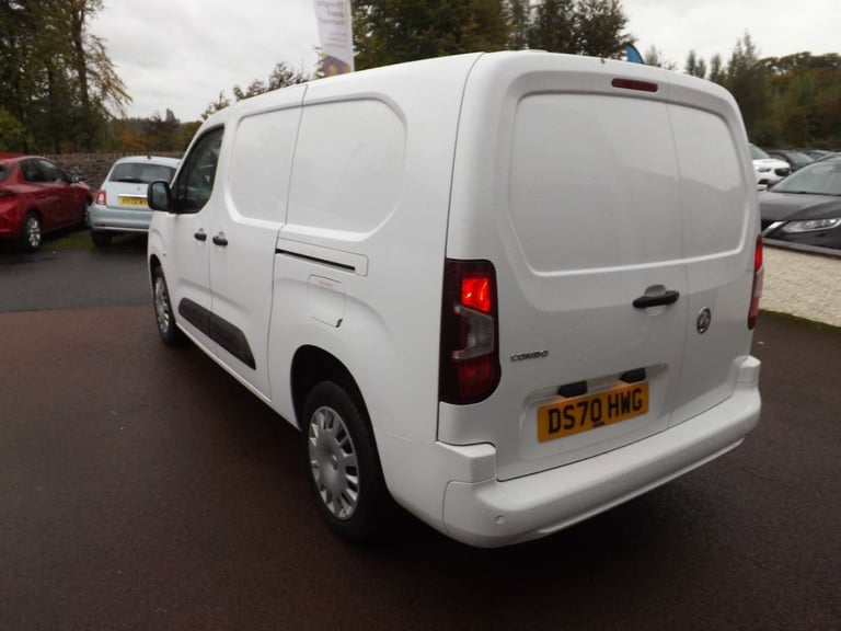 2020 Vauxhall Combo 1.5 Turbo D 2300 Sportive Panel Van 4dr Diesel Manual L2 H1 Euro 6 (s/s) (1 P...