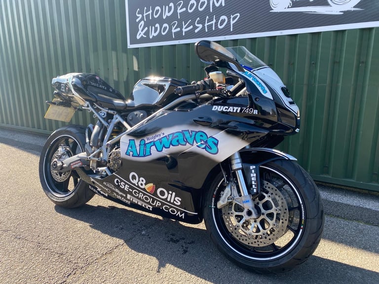 Ducati 749 Dark GSE Airwaves 2004 Black 749R Evocation 23k Belts Changed 