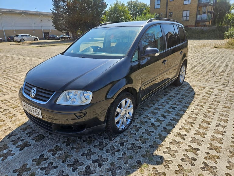 VW AUTOMATIC 7 SETER PETROL ULEZ FREE YEAR MOT SERVICE HISTORY £1999