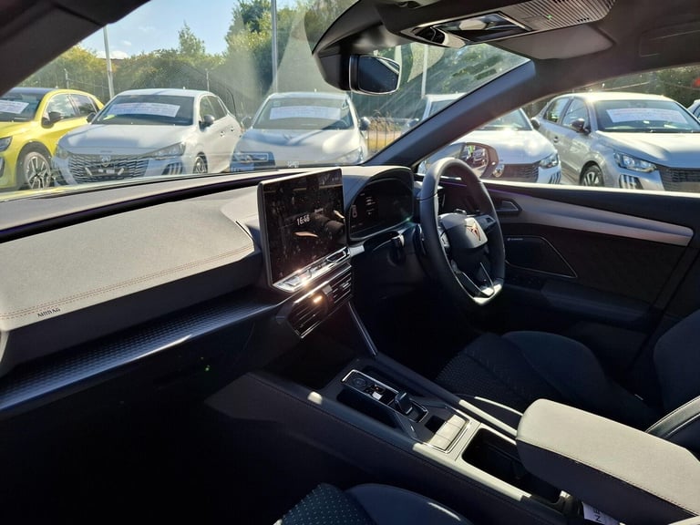 2025 Cupra Leon 1.5 eHybrid 272 VZ3 5dr DSG HATCHBACK PETROL/ELECTRIC Automatic