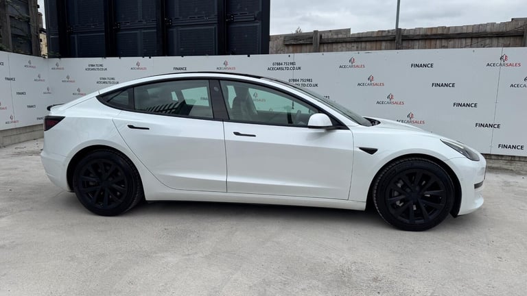 2020 Tesla Model 3 Standard Range Plus Auto RWD 4dr SALOON Electric Automatic