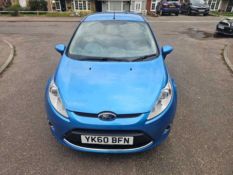 fiesta 1.4 zetec 2key SERV HIS NEW CLUTCH AN CAMBELT DRIVES PERFECT IMMACULATE 