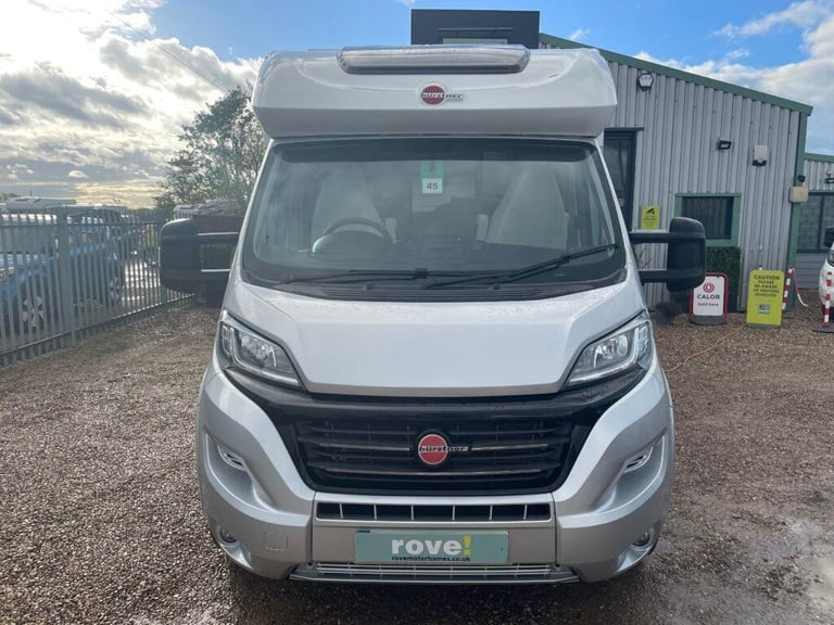 Burstner limited 744 4 Berth 4 Belt End lounge 3850KG