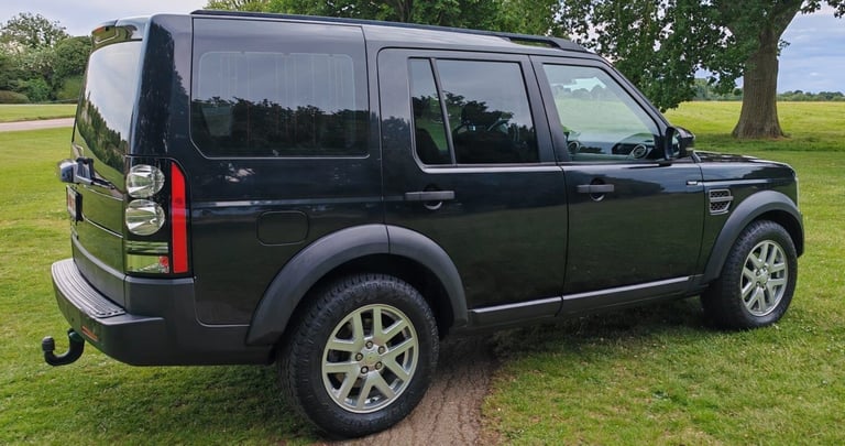 2015 LHD DISCOVERY 4, 3.0 TDV6 HSE, 7 SEATER. LEFT HAND DRIVE.
