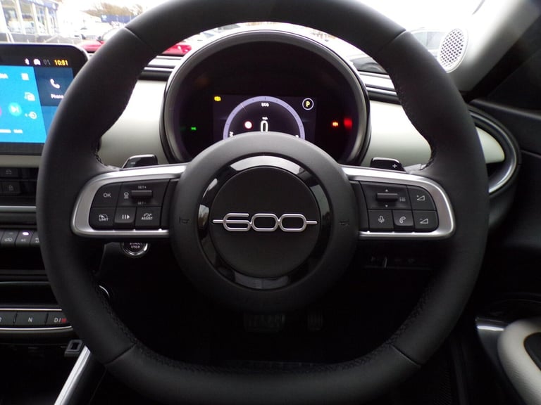 2025 Fiat 600 1.2 Hybrid 48V La Prima 5dr eDCT-6 HATCHBACK PETROL Automatic