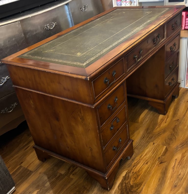Writing desk