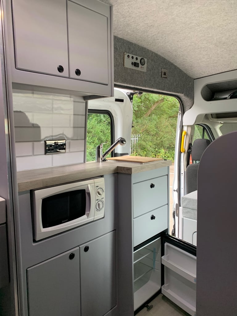Camper Van