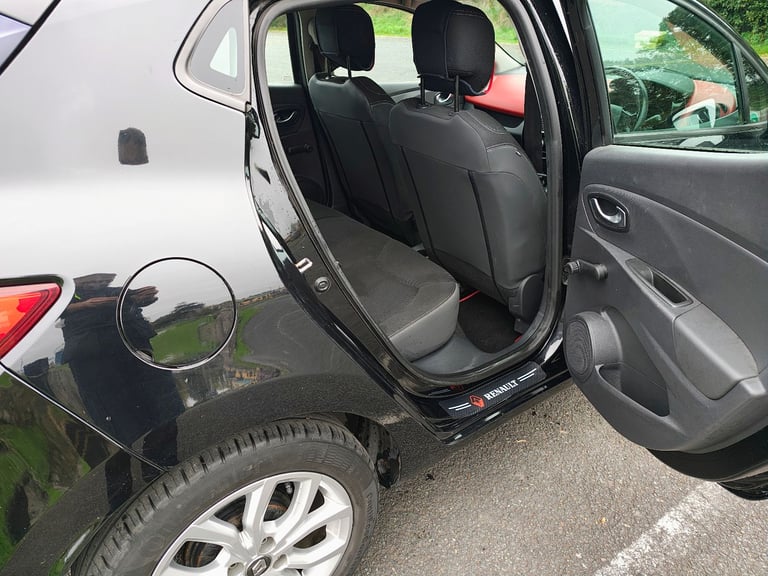 Renault, CLIO, Hatchback, 2017, Manual, 898 (cc), 5 doors