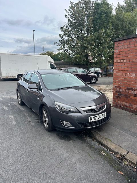 Vauxhall, ASTRA, Hatchback, 2011, Manual, 1686 (cc), 5 doors