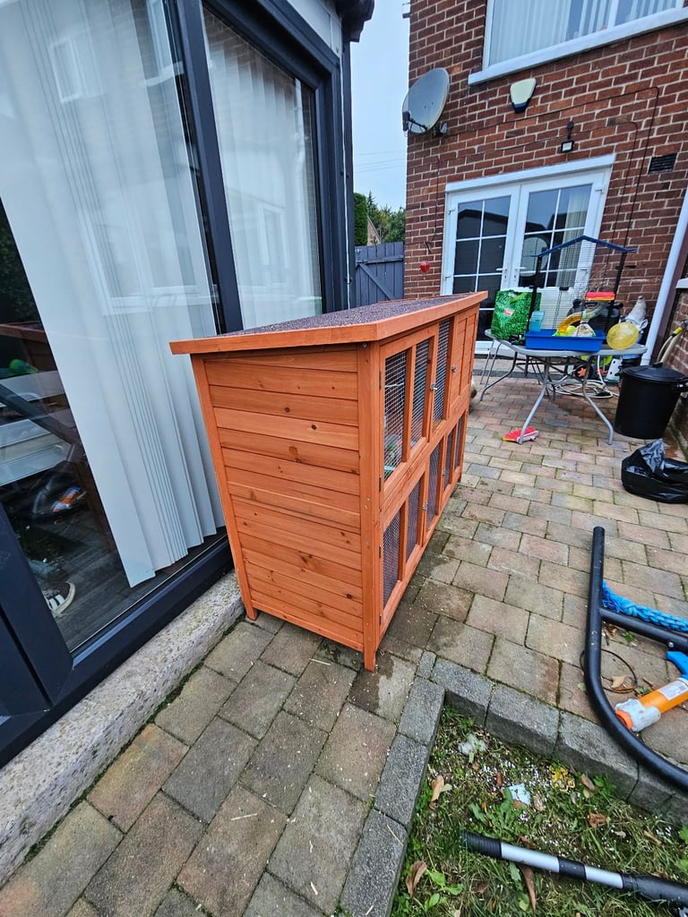 Two storey rabbit hutch