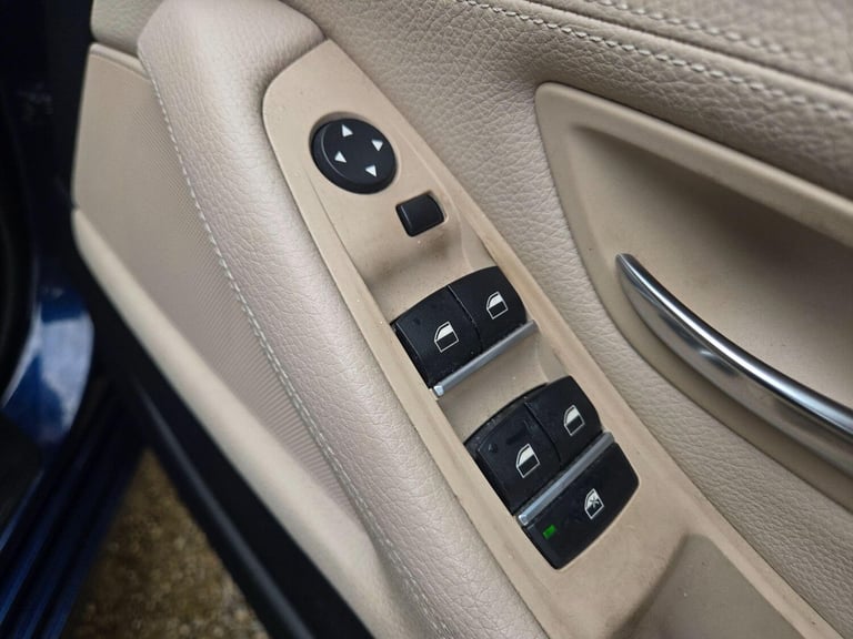 2013 BMW 5 Series 2.0 520d SE Auto Euro 5 (s/s) 4dr SALOON Diesel Automatic