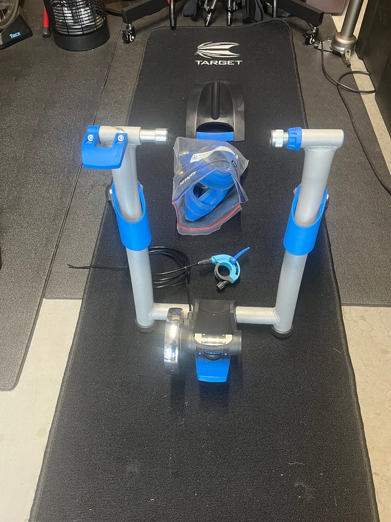 image for Tacx T2400 satori Smart Trainer, Turbo Tire and Riser. Working order, firmware updated.