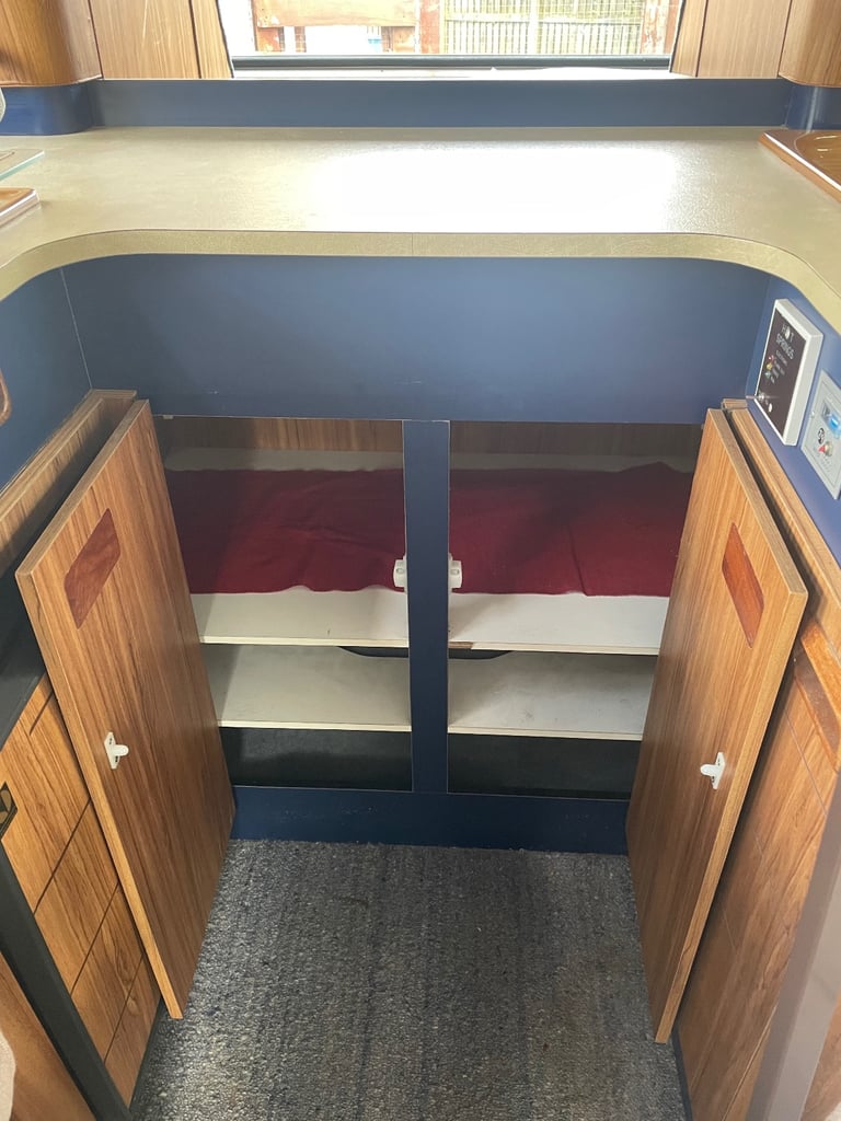 Volkswagen, CARAVELLE 78PS, 1986, 1915 (cc)