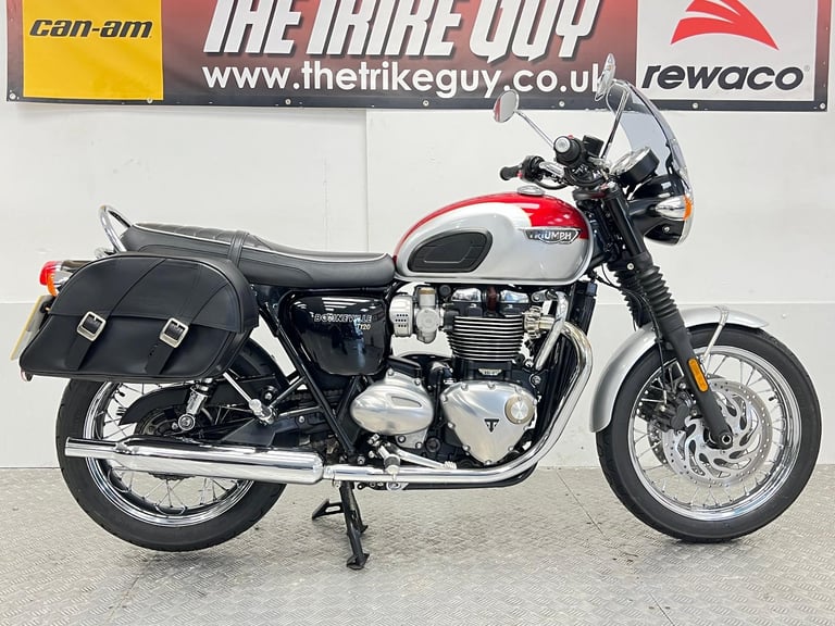 image for 2018 Triumph Bonneville T120 - 5200 Miles 