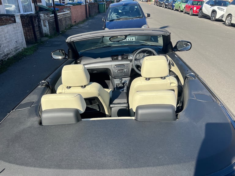 BMW, 1 SERIES, Convertible, 2009, Manual, 1995 (cc), 2 doors