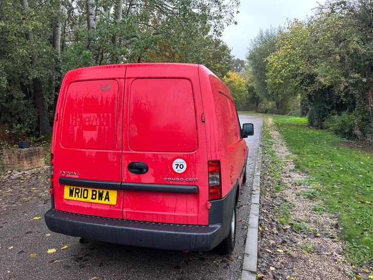 66,000 MILES VAUXHALL COMBO 1.3 CDTI 2010 1 OWNER ROYAL MAIL WITH FULL SERVICE HISTORY NO VAT
