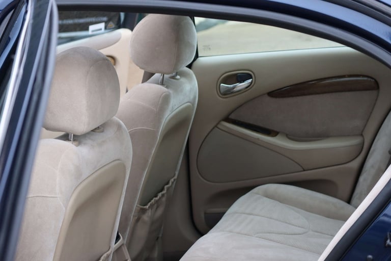 1999 Jaguar S-Type 3.0 V6 4dr Auto SALOON PETROL Automatic
