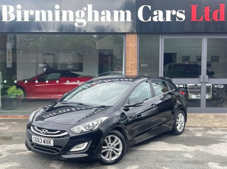 2013 Hyundai i30 1.6 CRDi Blue Drive Style Nav Euro 5 (s/s) 5dr HATCHBACK Diesel Manual