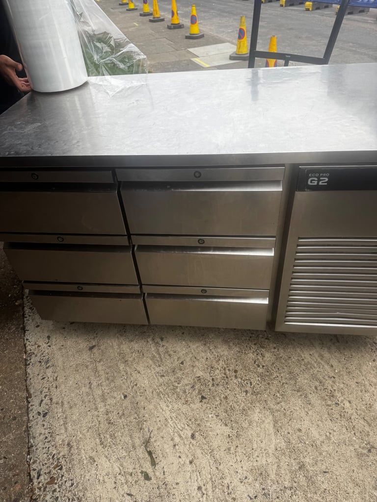 Commercial fridge 