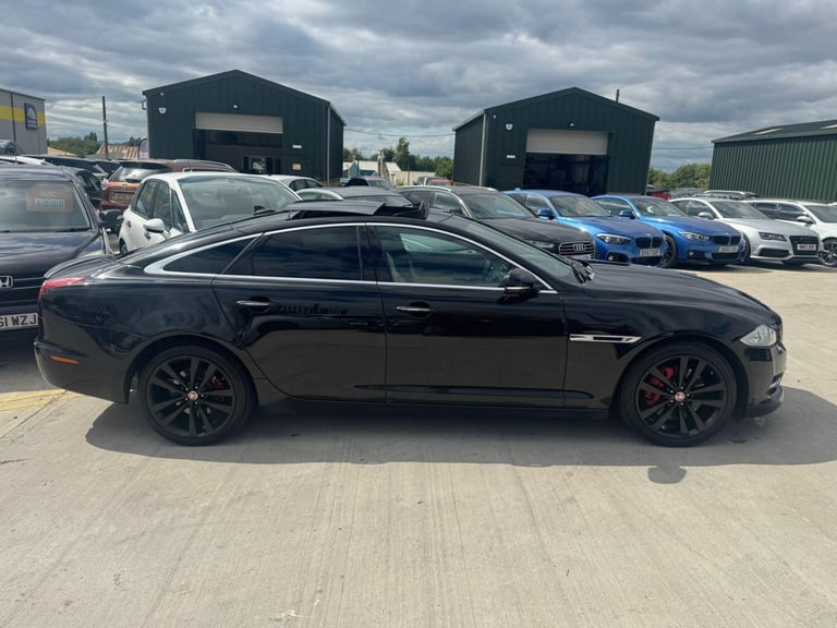 2014 Jaguar XJ 3.0d V6 Portfolio Auto Euro 5 (s/s) 4dr SALOON Diesel Automatic