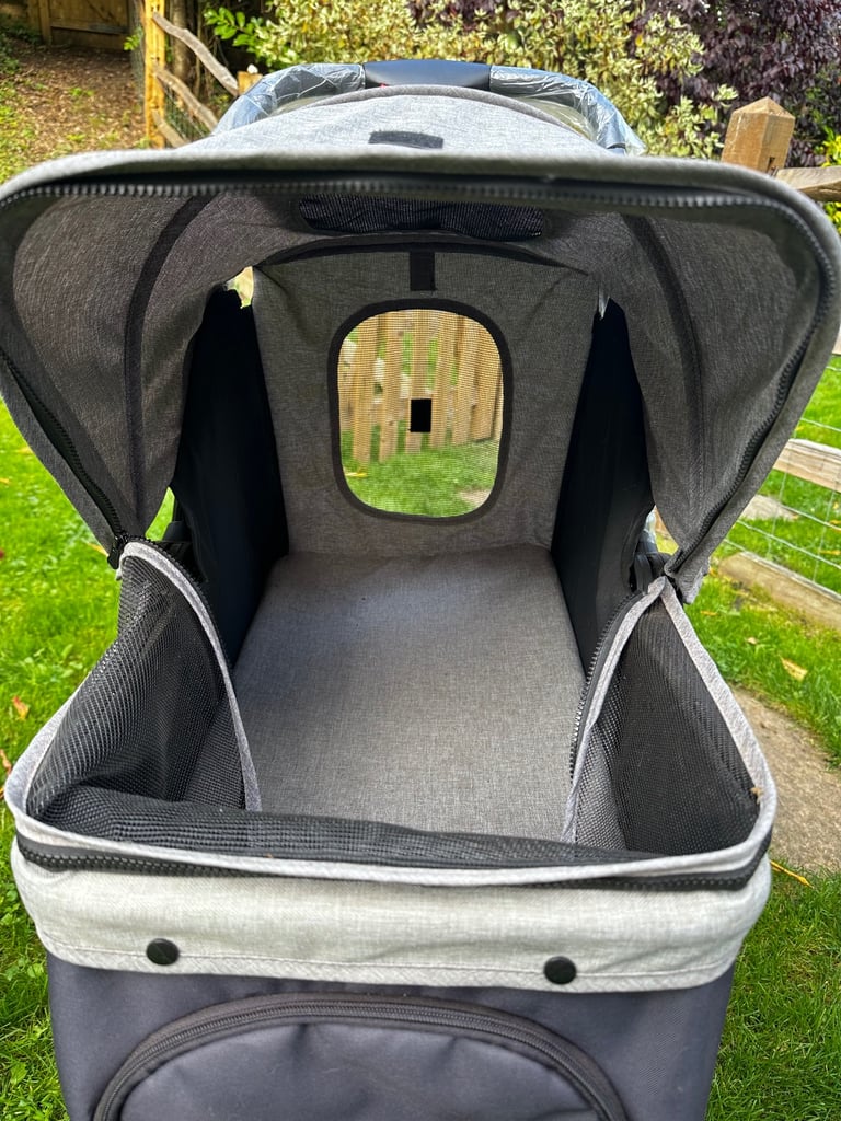 Dog / puppy stroller buggy
