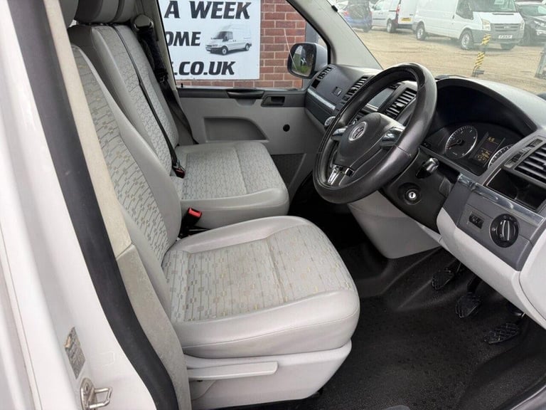 2011 60 VOLKSWAGEN TRANSPORTER 2.0 TDI T28 PANEL VAN 4DR DIESEL MANUAL L1 H1 (20