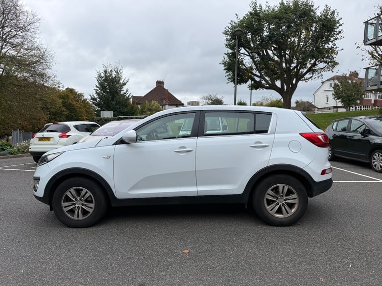 Kia, SPORTAGE, Estate, 2012, Manual, 1685 (cc), 5 doors