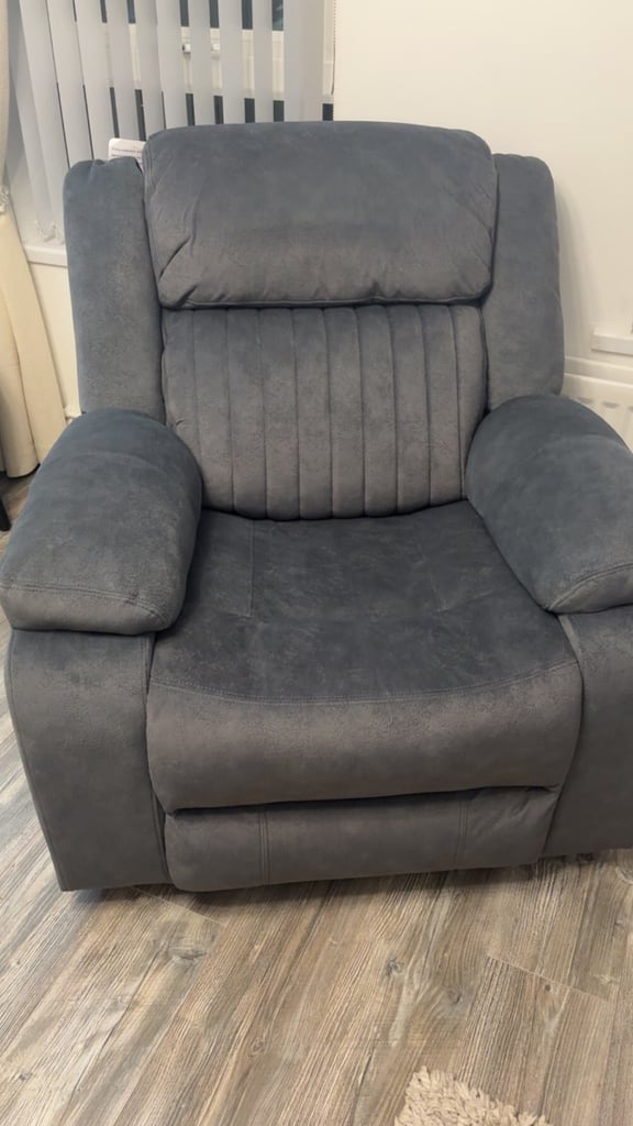image for 1 day old sofa 