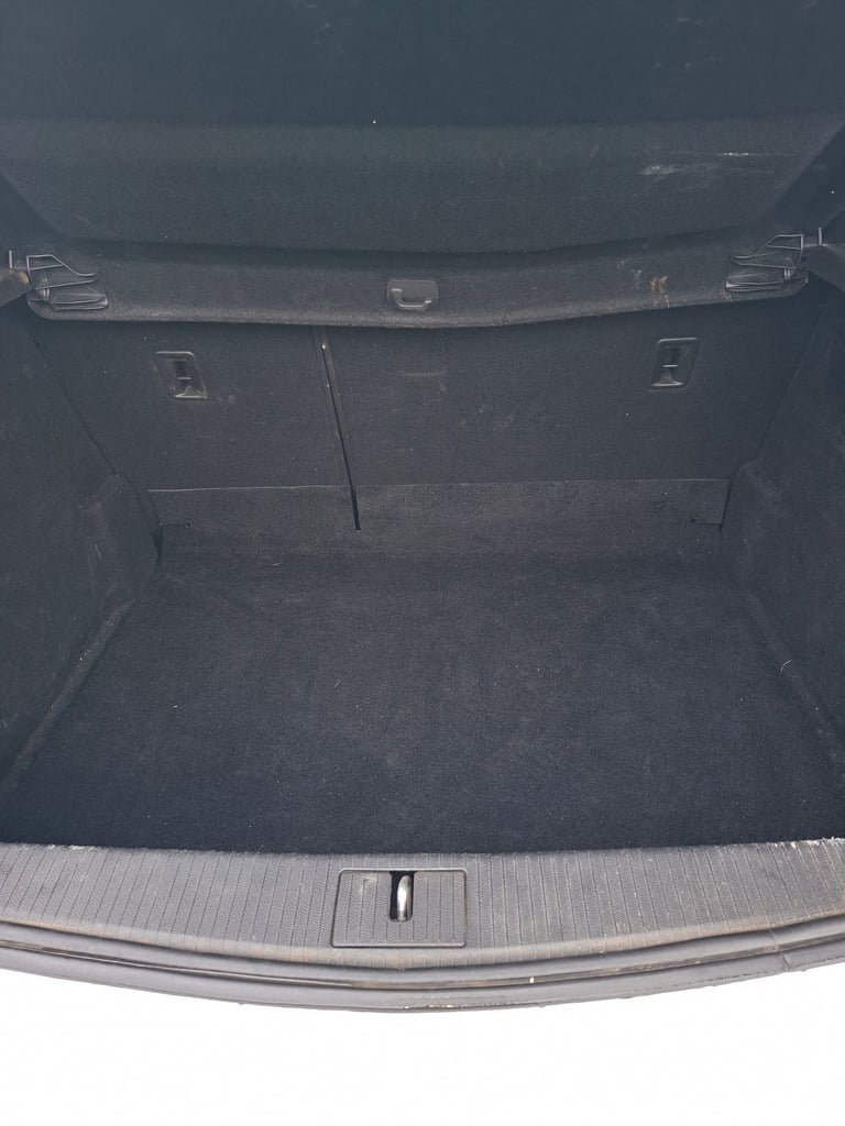 Vauxhall, ASTRA, Hatchback, 2012, Manual, 1686 (cc), 5 doors