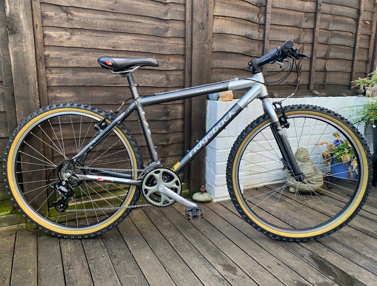 Retro Ridgeback Cyclone 26” Wheel Mountain Bike (Fully Serviced) 