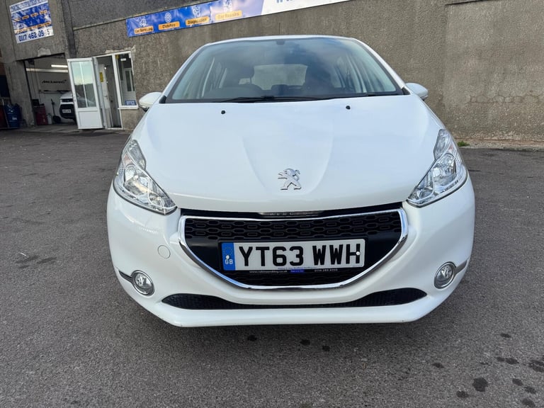  Peugeot 208 1.2 VTi Active Euro 5 5dr Petrol Manual