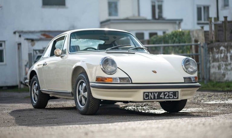 1971 Porsche 911 T (2.2-Litre) Coupe Petrol Manual